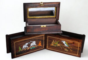 Rosewood Jewellery Box with Mirror 5*9 Inch